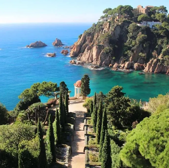 New! Fantastic Apartament In Front Of The Sea! Pineda de Mar Apartment